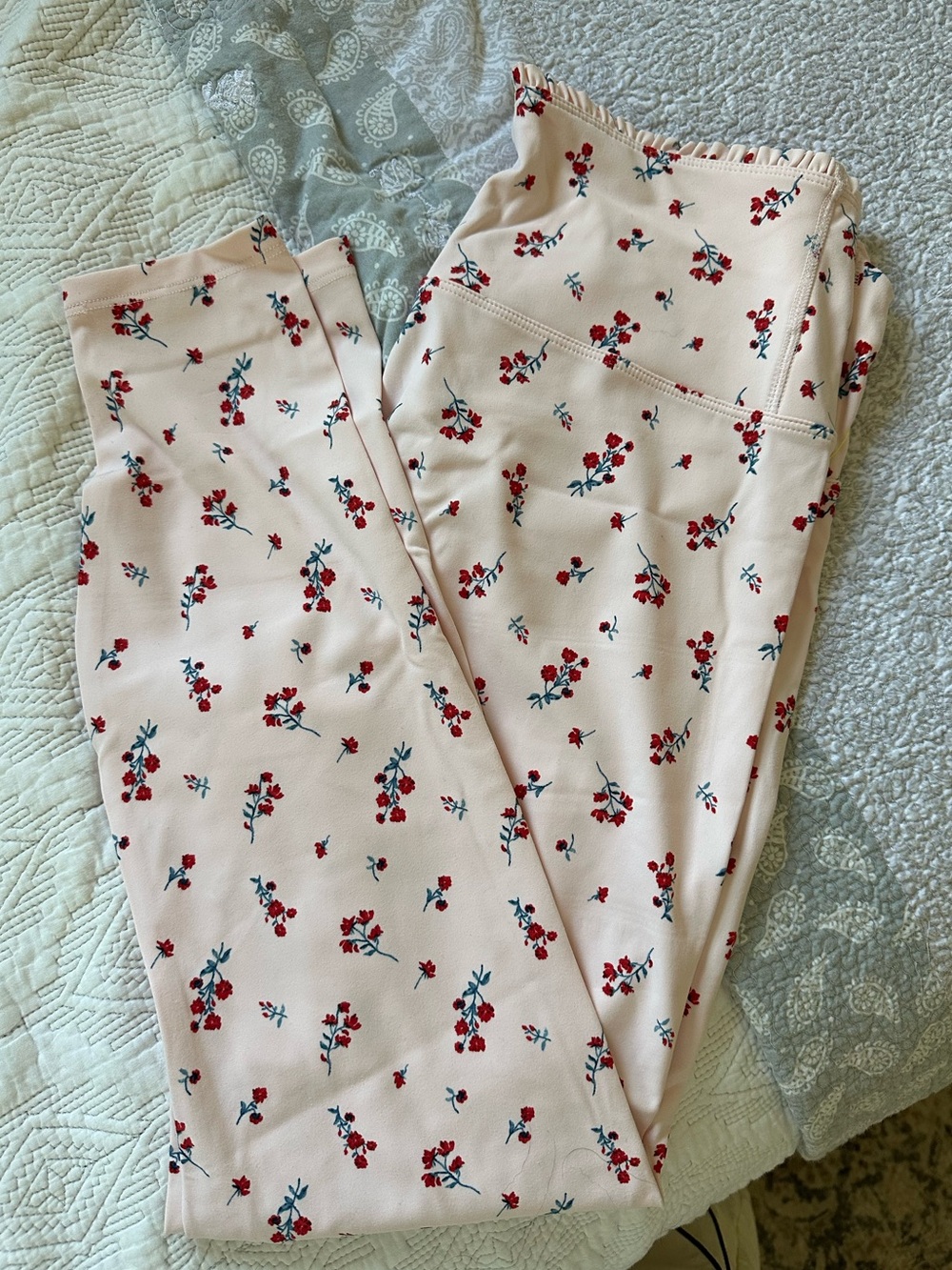 NWT Target all in motion Pink Floral Ruffled leggings